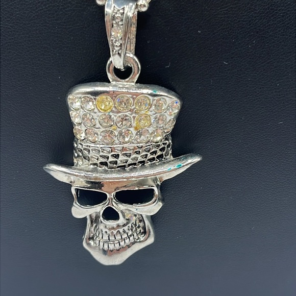 Skull Rhinestones Top Hat Oversized Necklace Goth Halloween Ball Necklace - Picture 1 of 10